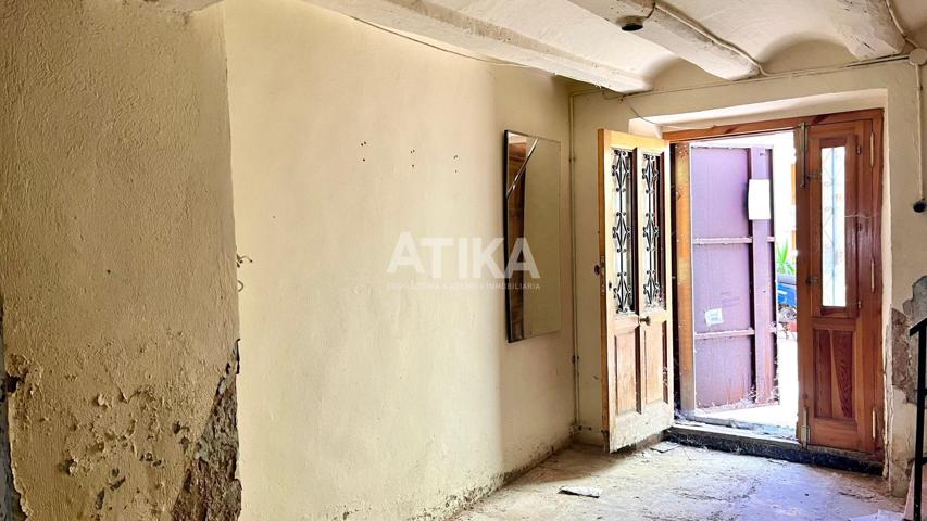 ¡CASA EN VENTA EN ONTINYENT CON PROYECTO DE REFORMA! photo 0