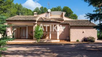 CHALET EN VENTA DE ENSUEÑO EN SANTA ANA, ONTINYENT photo 0