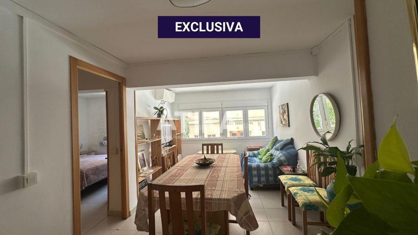 ¡ENTRESUELO EN VENTA CERCA DE LA UNIVERSIDAD – CON PATIO PRIVADO! photo 0