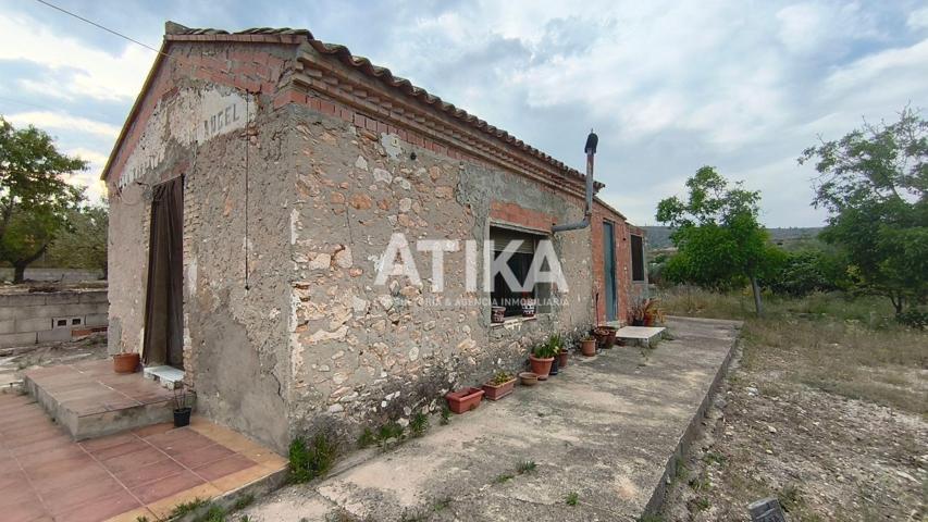 CASA RETIRO EN VENTA A SOLO 3 KM DEL PUEBLO photo 0