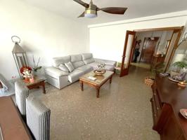 Se pone a la venta este magnífico piso de 3 dormitorios en Estepona centro photo 0