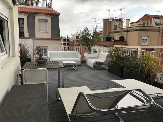 Espectacular ático reformado de 100 m² + 50 de terraza, y muy soleado en Sarriá photo 0