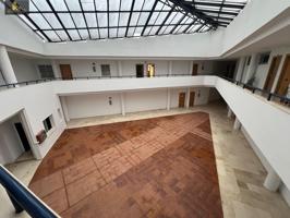 OFICINA EN VENTA – AVENIDA SANLÚCAR, POLÍGONO BÉRTOLA 🏢 photo 0