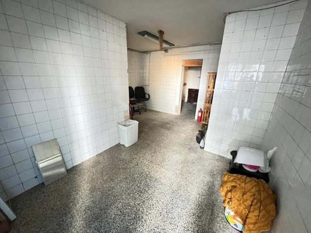 LOCAL COMERCIAL EN ZONA OESTE DE 44m2 photo 0