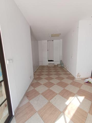 LOCAL COMERCIAL DE 27m2 CON ASEO photo 0