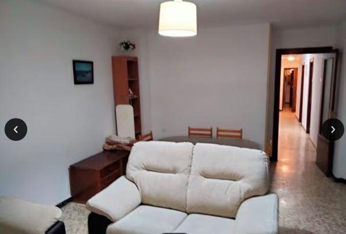 ***SE ALQUILA PISO EN CALLE ARABIAL IDEAL PARA ESTUDIANTES*** photo 0