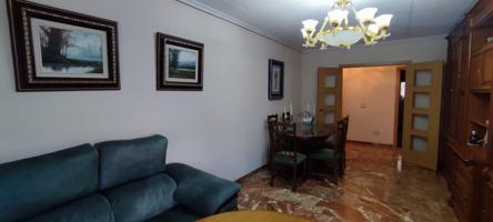 ** SE VENDE PISOP EN GUADIX, GRANADA ** photo 0