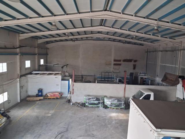 ** SE ALQUILA UNA NAVE EN EL POLIGONO INDUSTRIAL LA ROSA, CHAUCHINA – IDEAL PARA INVERSIÓN ** photo 0