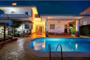 ** Se vende Casa o chalet en Cullar Vega Calle Almendros Numero Ocho, Cúllar Vega** photo 0