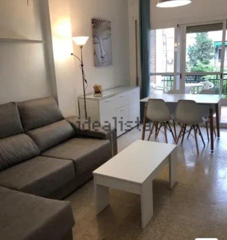 ***SE ALQUILA PISO EN CALLE SANTIAGO LOZANO IDEAL PARA ESTUDIANTES*** photo 0
