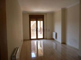 ***SE ALQUILA PISO EN CALLE CARRIL DEL PICON*** photo 0