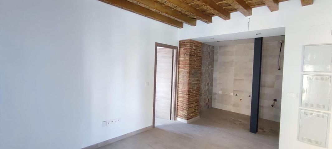 ***SE VENDE ESTE PRECIOSO APARTAMENTO EN CALLE SAN MIGUEL GUADIX RECIEN REHABILITADO*** photo 0