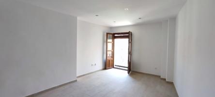 ***SE VENDE ESTE PRECIOSO APARTAMENTO EN CALLE SAN MIGUEL GUADIX RECIEN REHABILITADO*** photo 0