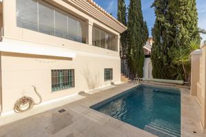 VENTA Chalet independiente en venta en CL MAR MENOR (CORTIJO DEL AIRE) photo 0