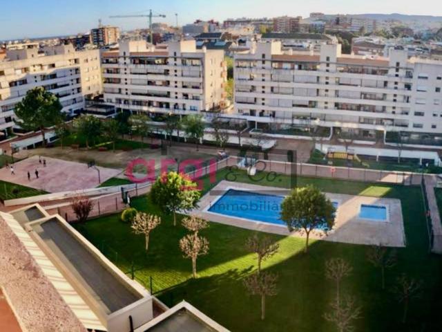 Piso En venta en Viladecans photo 0