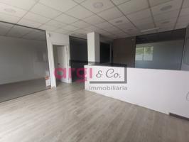 Local En alquiler en Viladecans photo 0