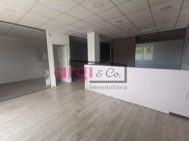 Local En alquiler en Viladecans photo 0