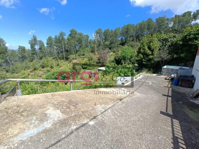 Terreno Urbanizable En venta en Torrelles De Llobregat photo 0