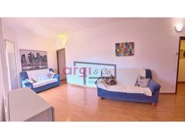 Piso En venta en Sant Boi De Llobregat photo 0