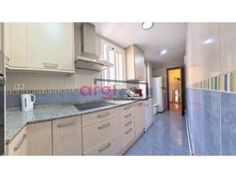 Piso En venta en Sant Boi De Llobregat photo 0
