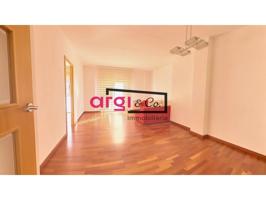 Piso En venta en Viladecans photo 0