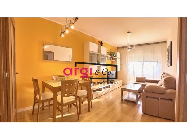 Piso En venta en Viladecans photo 0