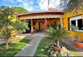 Villa En venta en Palomares del Río photo 0