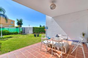Chalet adosado en Calahonda photo 0