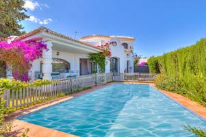 Unifamiliar Pareada En alquiler en Calahonda, Mijas photo 0