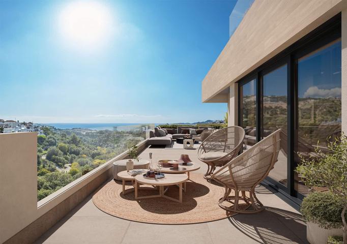 Ático con vistas al mar y 3 plazas de garaje en Los Monteros, Marbella photo 0