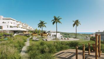 Apartamento de 3 dormitorios con vistas al golf en la Costa del Sol photo 0