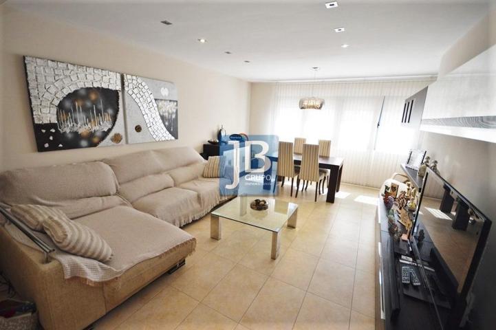 Unifamiliar Pareada En venta en Llocnou D'en Fellonet, Llocnou D'En Fenollet photo 0