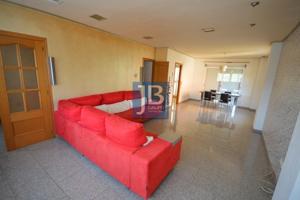 Unifamiliar Pareada En venta en Cerda, Cerda photo 0