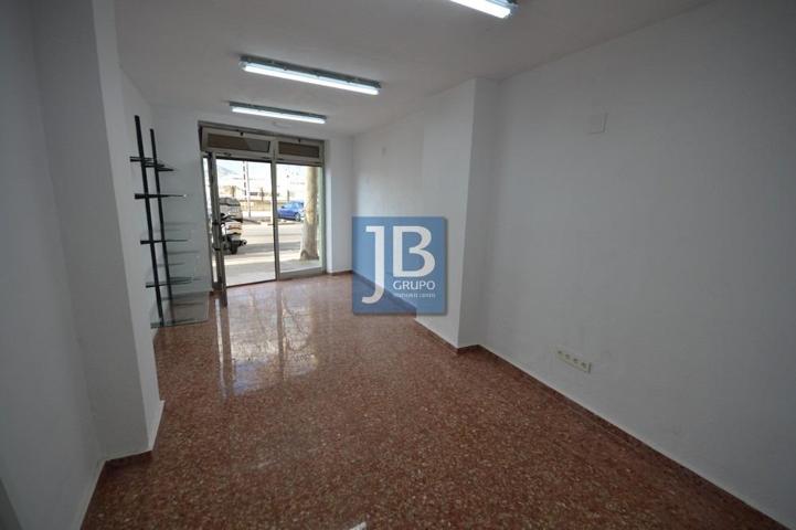 Local en alquiler photo 0