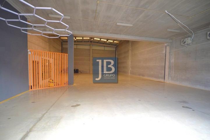 Nave de 576m² photo 0