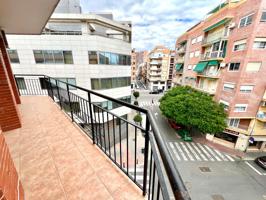 Amplio piso muy centrico con gran terraza photo 0