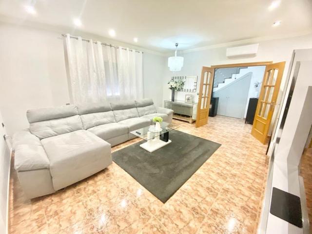 Casa de grandes dimensiones en Barrio de San Antonio photo 0