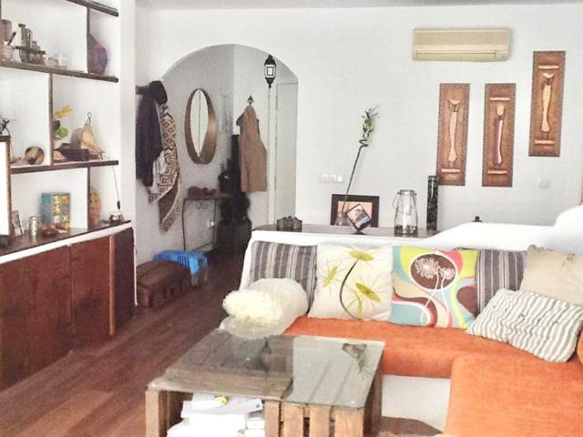 Apartamento con dos dormitorios muy céntrico photo 0