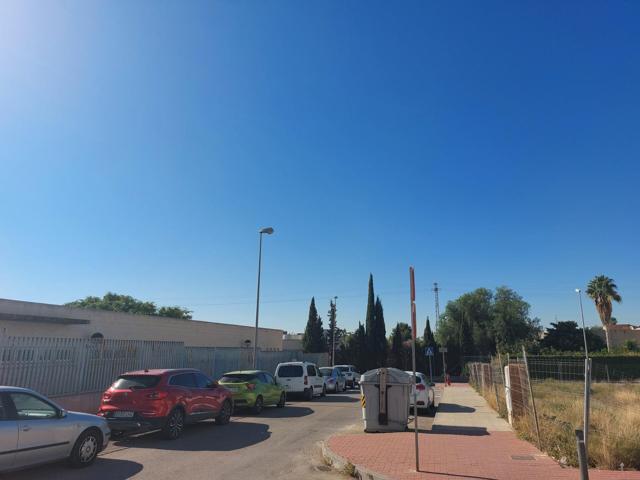 Solar para construcción de dos viviendas unifamiliares en zona de La Seda photo 0