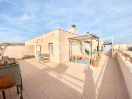 Ático con dos dormitorios y 35m2 de terraza en San Cristóbal photo 0