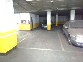 Garajes en zona de La Viña photo 0