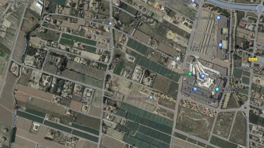 Parcela en primera línea, en Campillo, junto al centro comercial photo 0