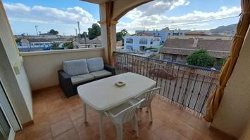 Apartamento de 2 dormitorios con garaje y piscina en Calabardina photo 0