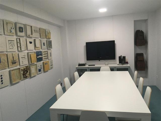 Oficina con varios habitáculos en Avenida Juan Carlos I photo 0