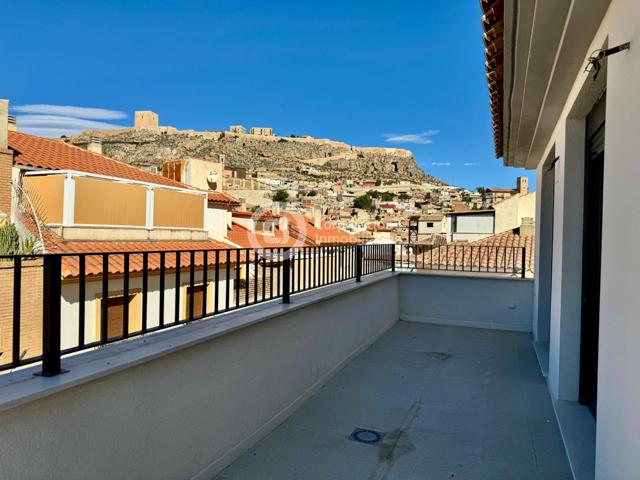 Ático de 2 dormitorios con 2 terrazas en el centro de Lorca photo 0