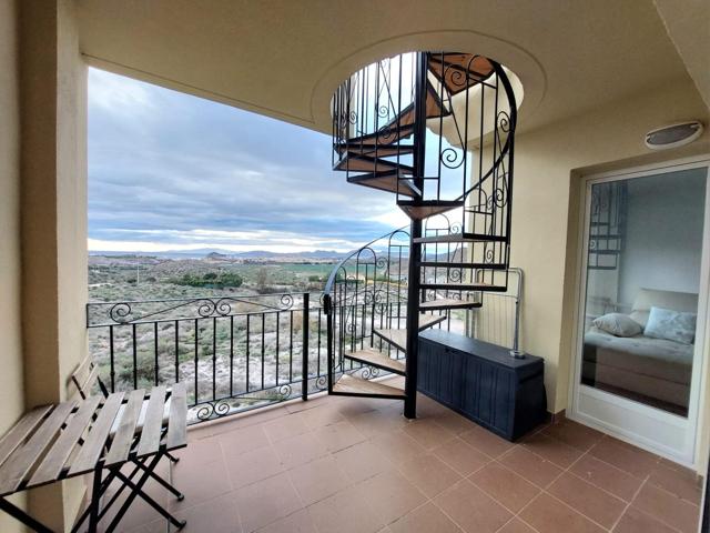 Apartamento con vistas y piscina comunitaria en Los Geráneos photo 0