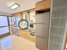Piso con tres dormitorios y garaje en pleno centro de Lorca photo 0