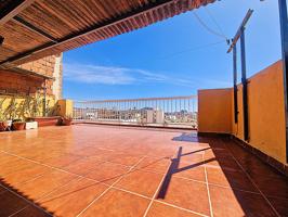 Casa de 4 dormitorios con terraza solárium y vistas a la bahía de Levante photo 0