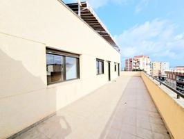 Atico de 3 dormitorios con terraza de 50m en la misma planta en el residencial Las Buganvillas photo 0
