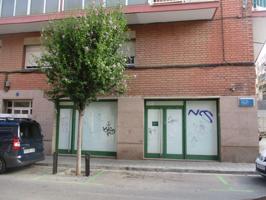 LOCAL EN VENTA O ALQUILER EN CORNELLA DE LLOBREGAT ZONA EL PEDRO photo 0
